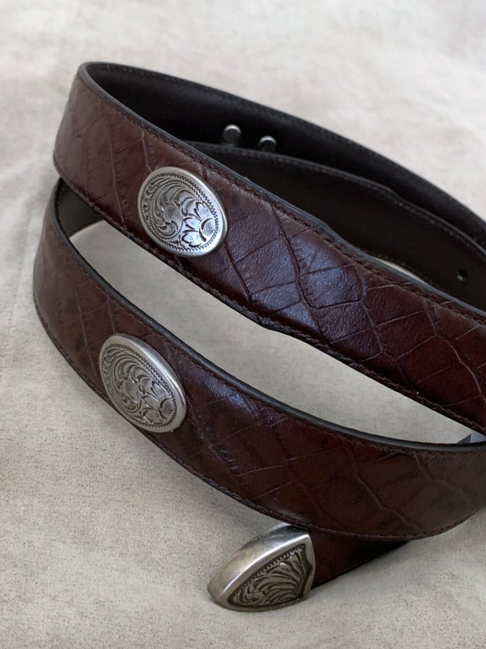 VTG Western Belt 38 Brown Croc Embossed Leather Engraved Concho Coastal Cowgirl - Picture 3 of 6